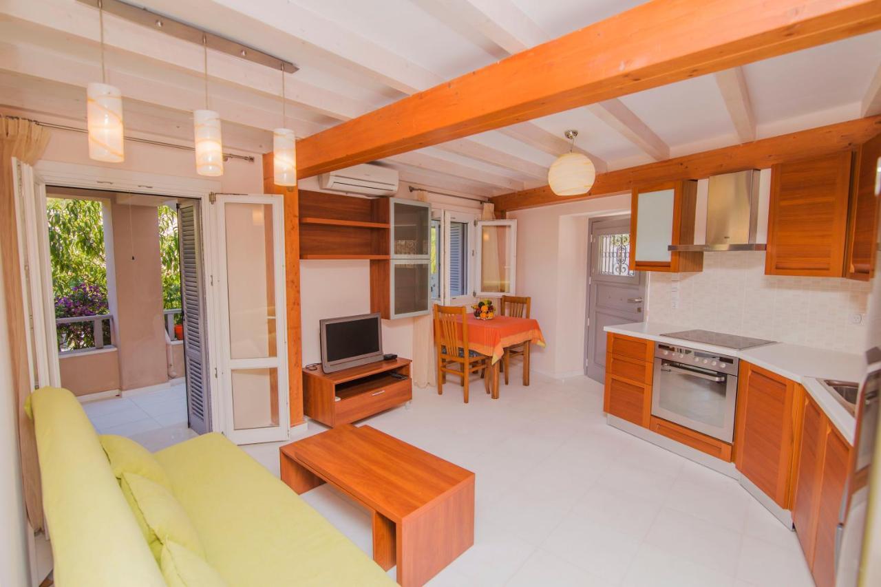 Orfeas Studios Vasiliki Dış mekan fotoğraf